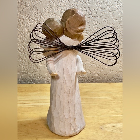 Demdaco Willow Tree Angels Embrace Holding Baby Figurine 5.25" Susan Lordi 2002 - Picture 6 of 13